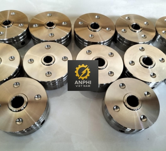 gia công bề mặt kim loại