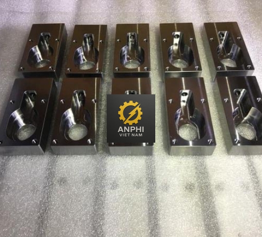 gia công chi tiết máy CNC